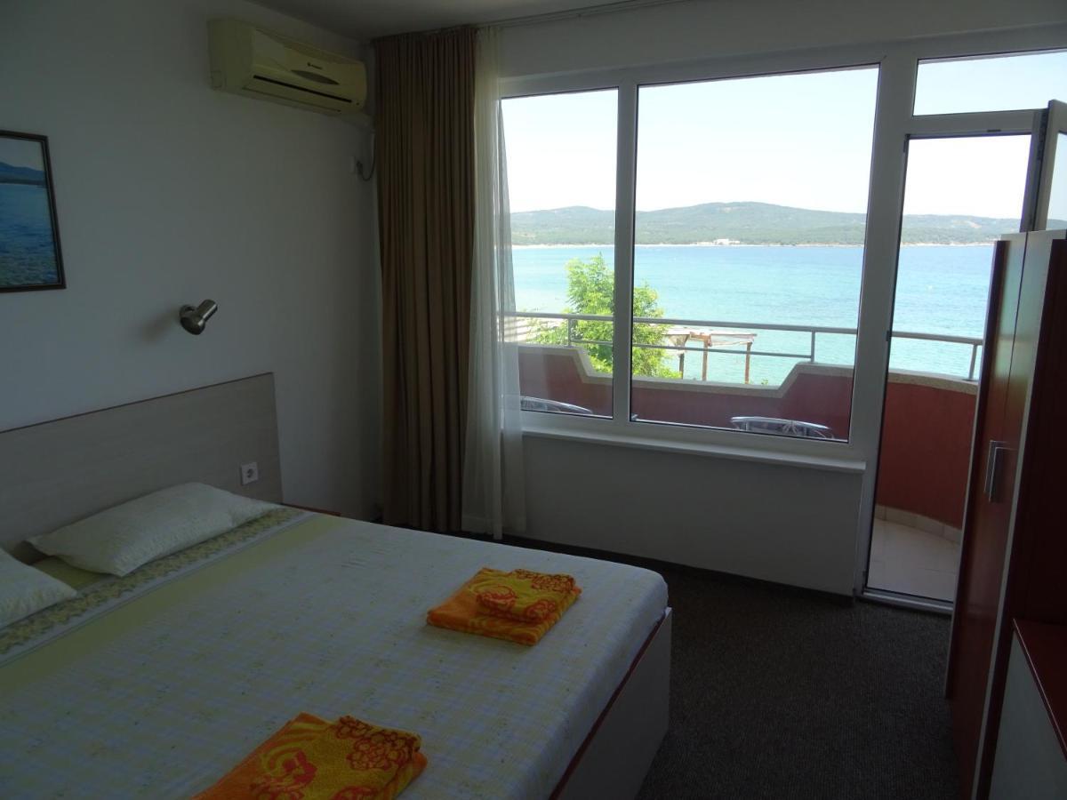 Dobrevi Guest House 普里莫尔斯科 外观 照片