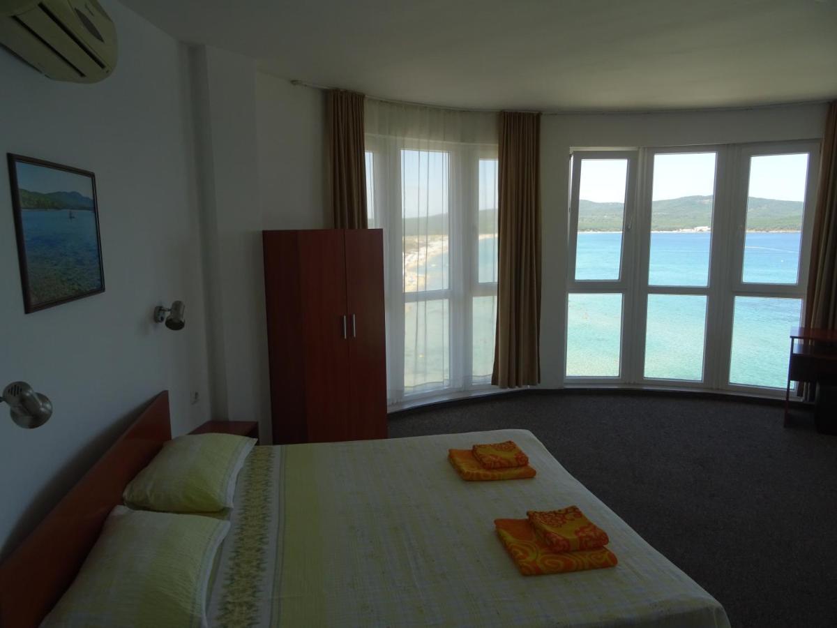 Dobrevi Guest House 普里莫尔斯科 外观 照片