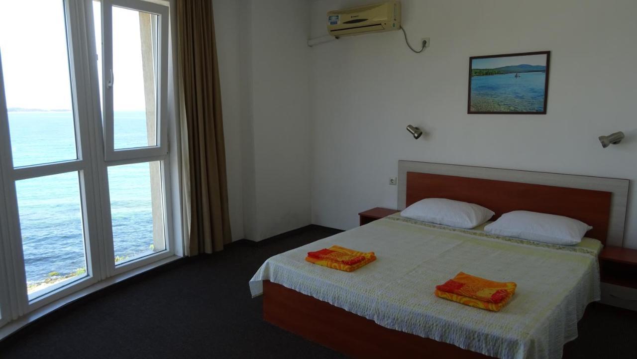 Dobrevi Guest House 普里莫尔斯科 外观 照片