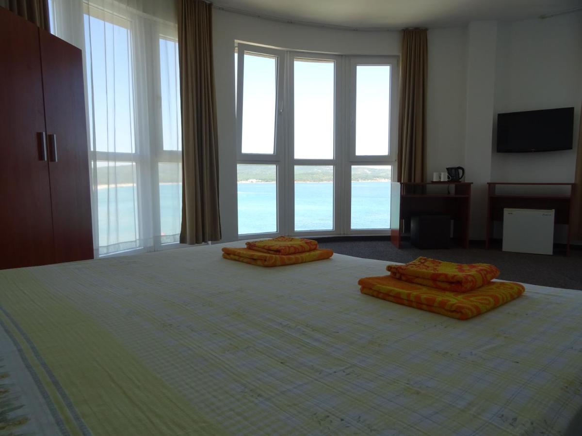 Dobrevi Guest House 普里莫尔斯科 外观 照片