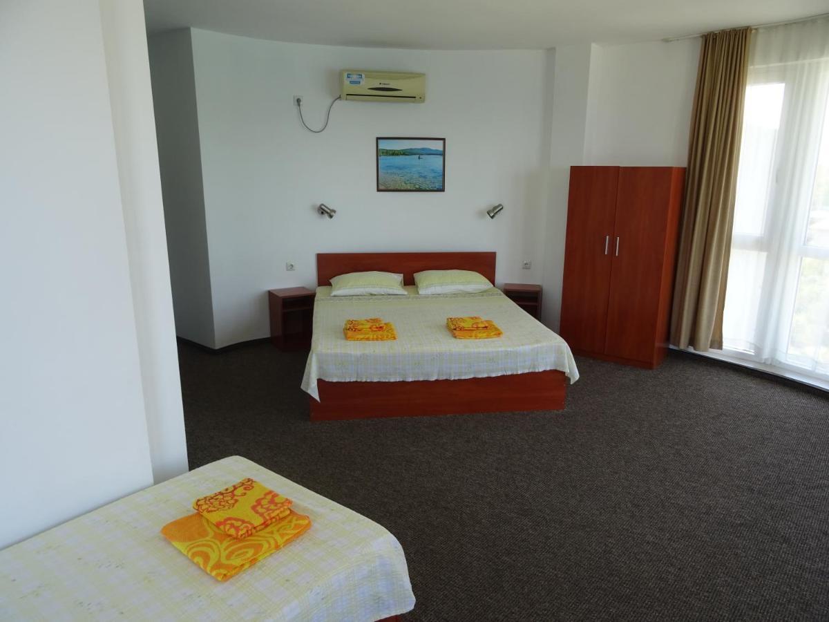 Dobrevi Guest House 普里莫尔斯科 外观 照片
